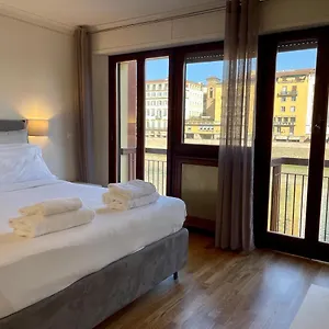 Pontevecchio Apt , Florence Italy